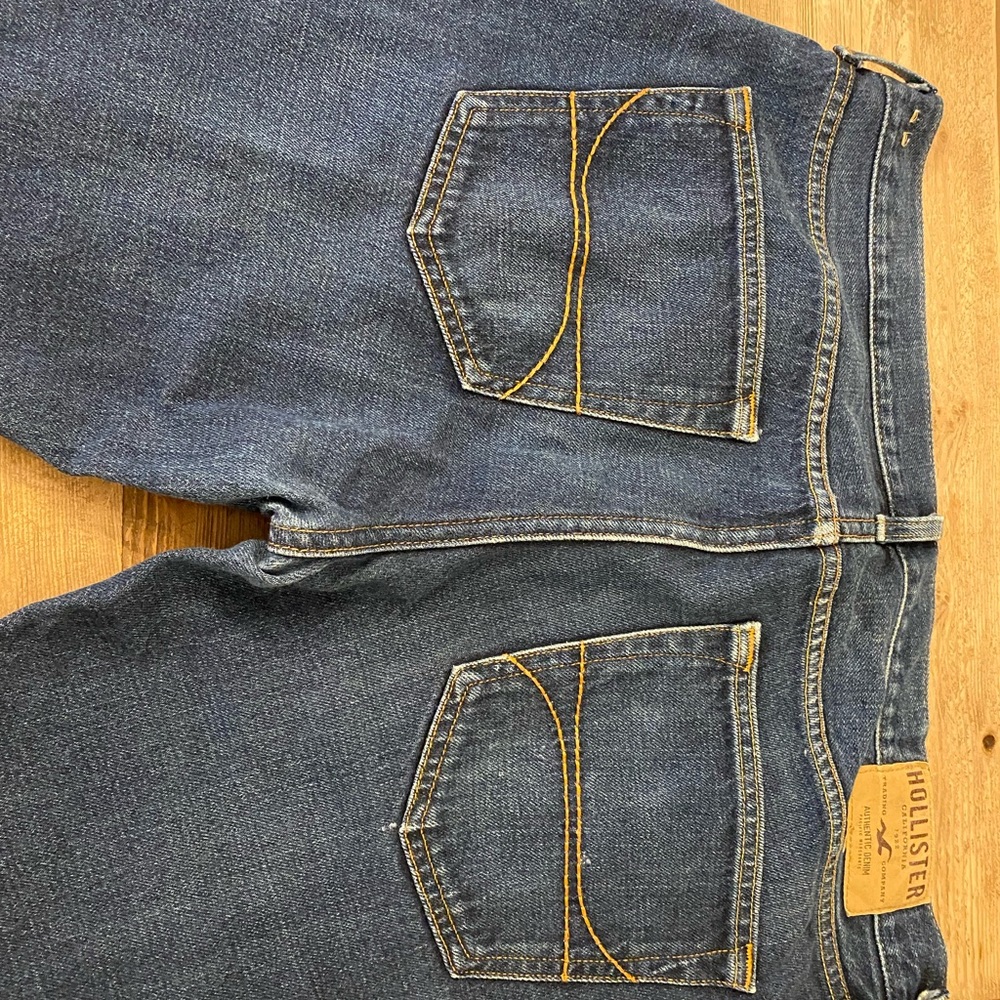 Hollister Men’s jeans in excellent condition- 36W x 34L